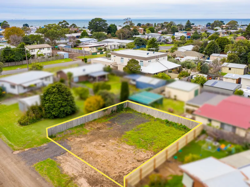 Build Your Dream Home by the Bay