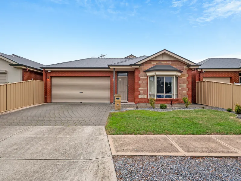 Beautifully presented home that's perfect to nest or invest!