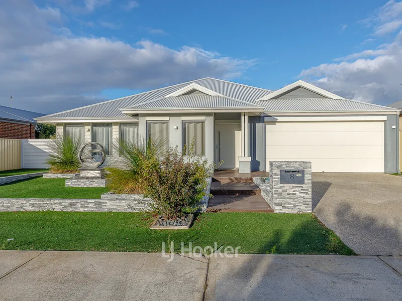 Grand Broadwater Home