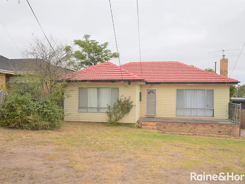 8 Garland Court, Noble Park North