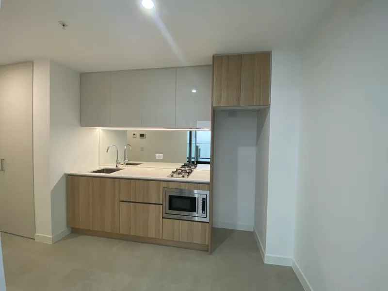 Brand New Studio in the Center of Burwood avaliable now
