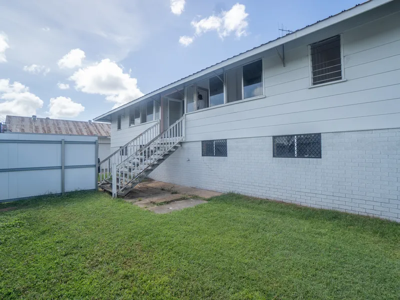 Large renovated Queenslander