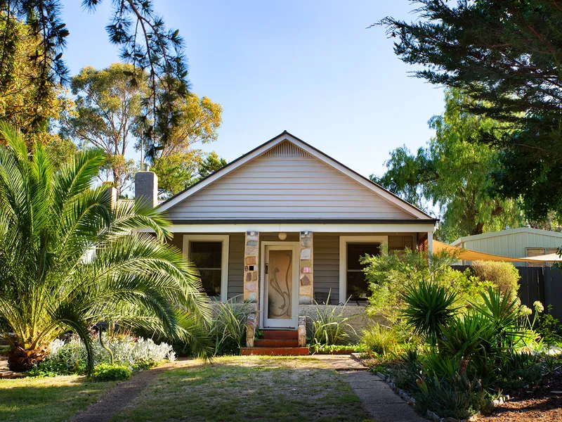 FAB FORTIES WITH TWIN PALMS