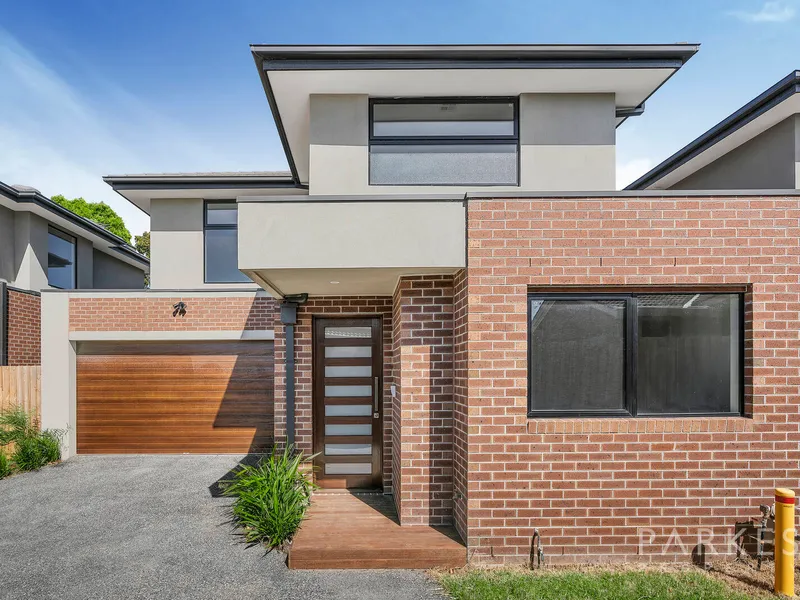 Modern Luxury in a 5-Star Location