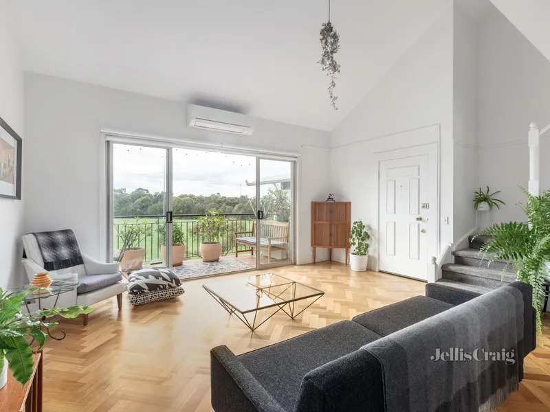 Substantial space plus parkland and city views