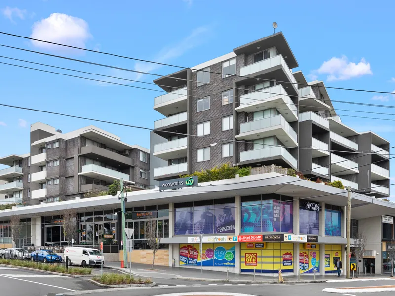 Near new three-bedroom apartment located in Punchbowl waiting for moving in!