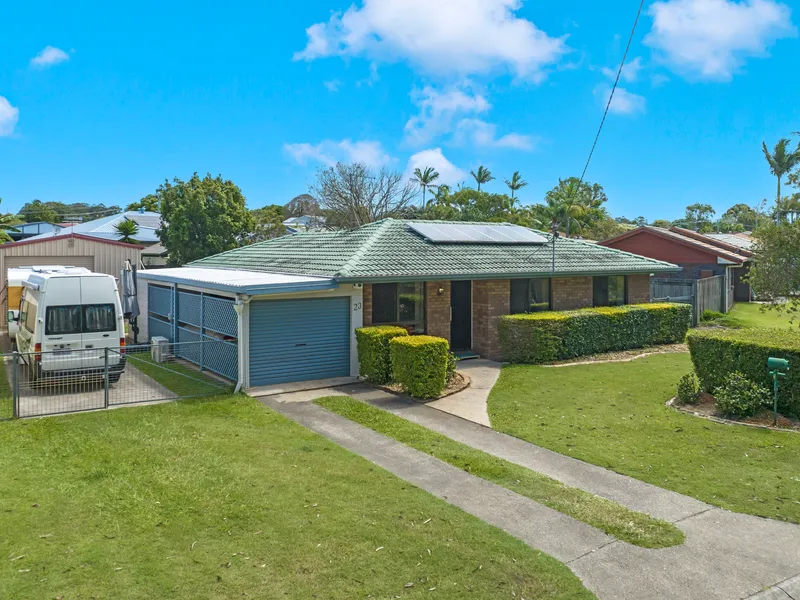 Side access, Shed, Opposite Parkland