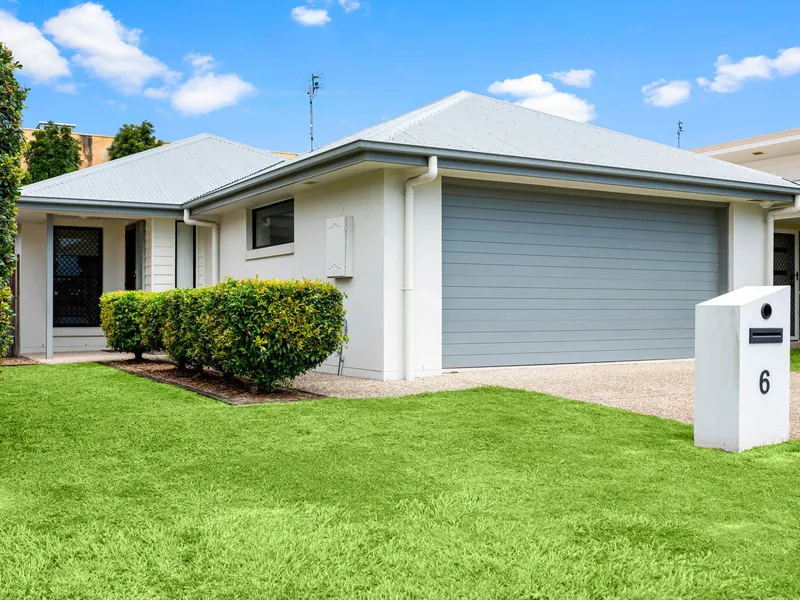 Central location - close to CBD & beach