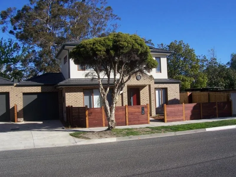 Beautifully Appointed Townhouse