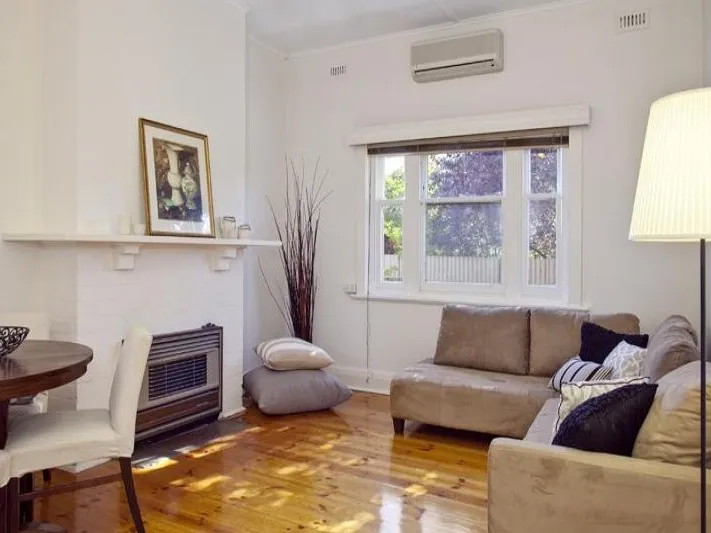 Character cottage in ideal location