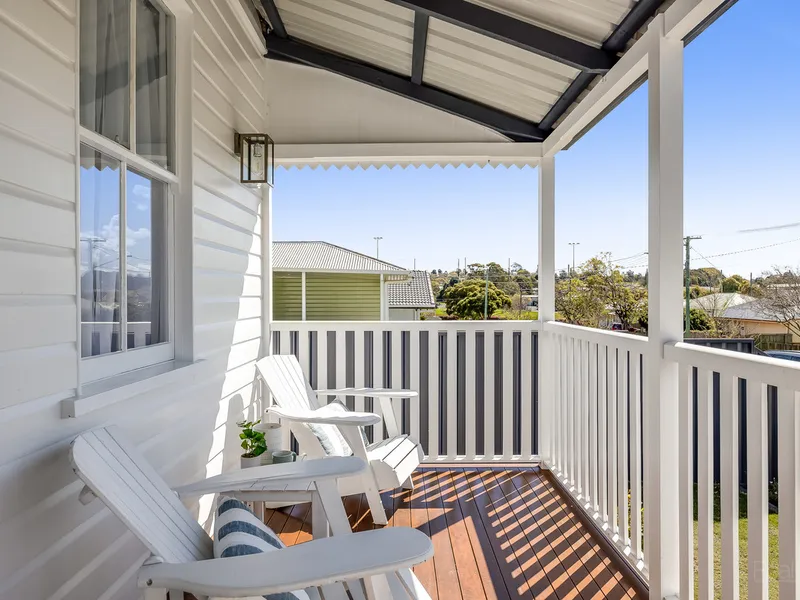 QUINTESSENTIAL CHARACTER IN A PERFECT LOCATION