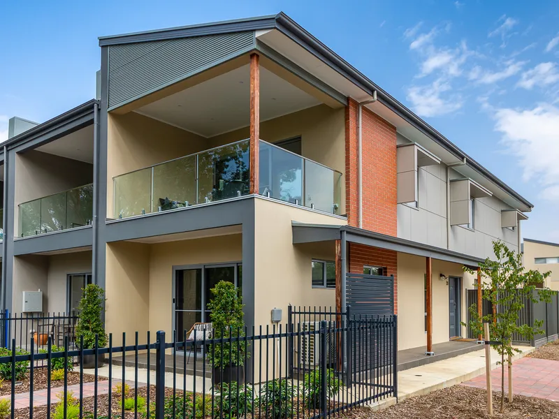 The Ultimate Townhouse- in a Prime Position!