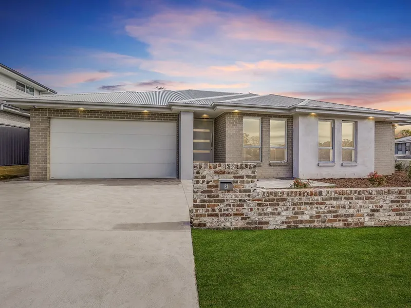 Brand New & Ultra Modern