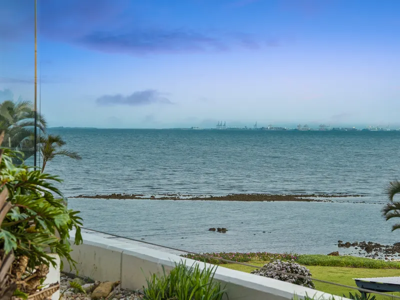 THE VIEW WITHOUT THE PRICE TAG!