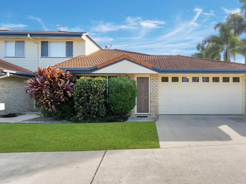 Effortless, Low Maintenance Living in The Grange Complex!