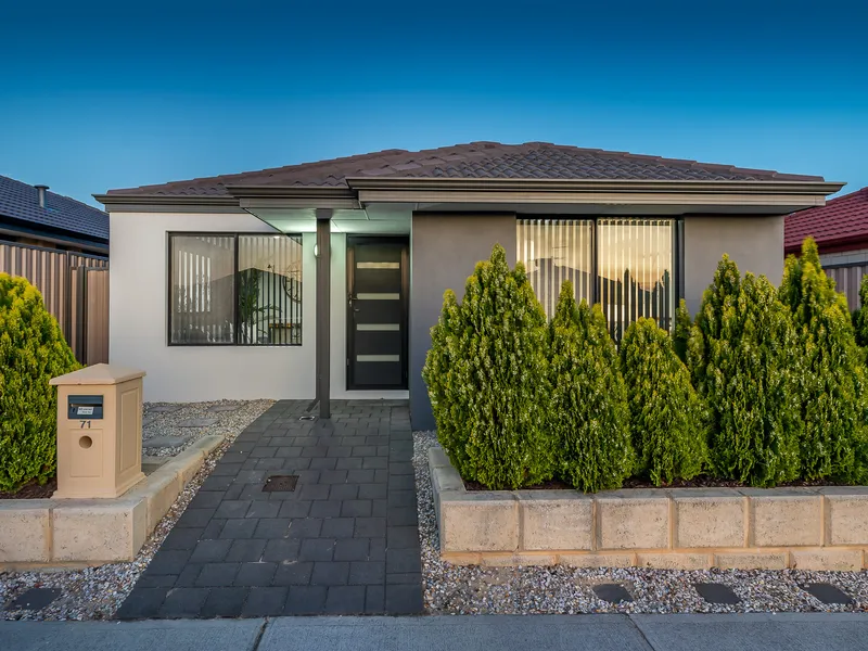 CHEERFUL COSY CONVENIENCE