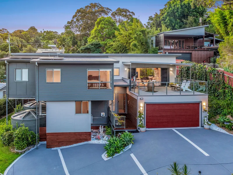 PARADISE FOUND ON TAMBORINE MOUNTAIN