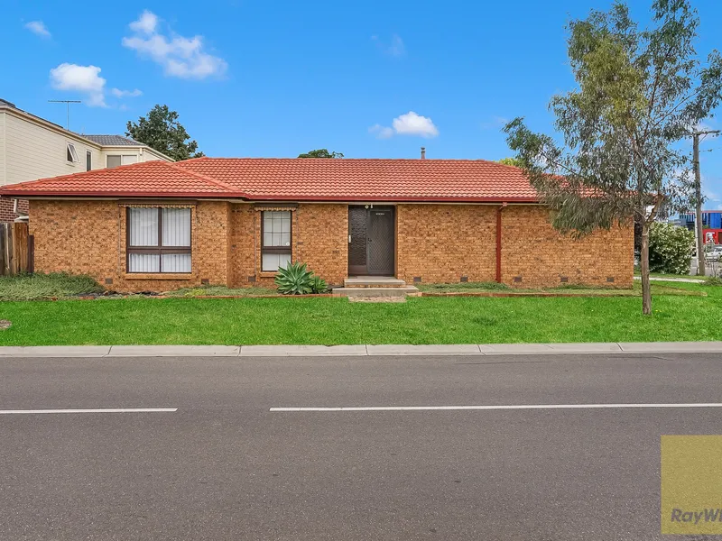 When you want Location(Opp. to Pacific Werribee Plaza)Under Contract