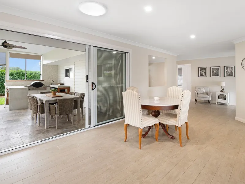 Renovated family entertainer!