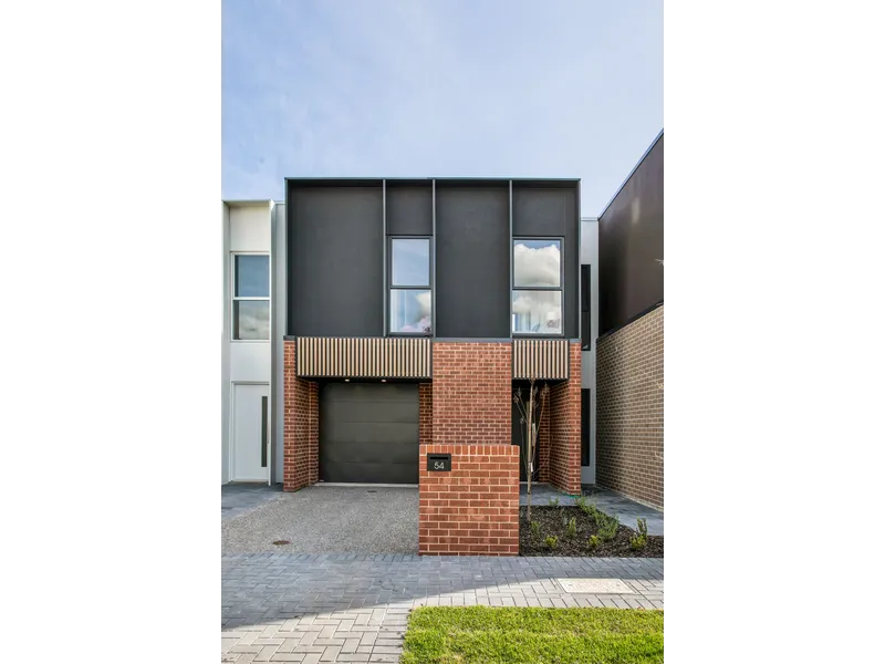 Boutique Home in Stunning Location