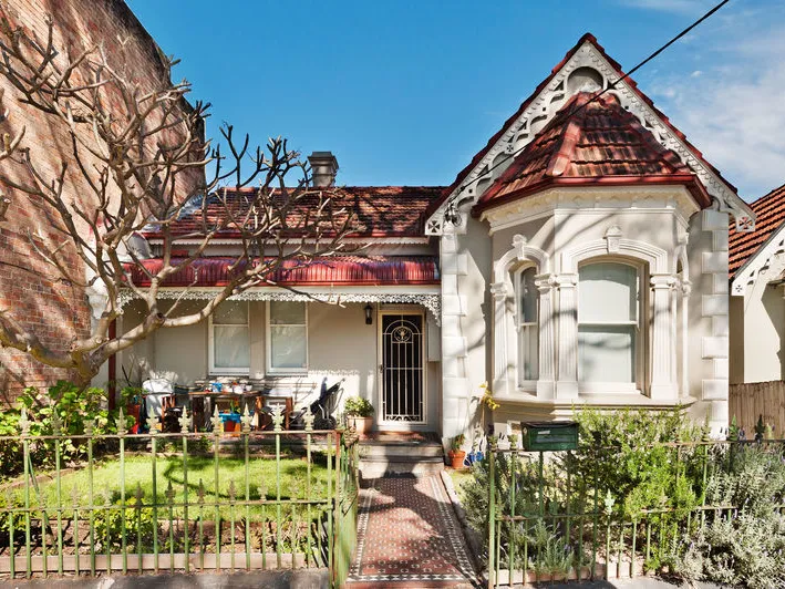 Victorian Style Apartment