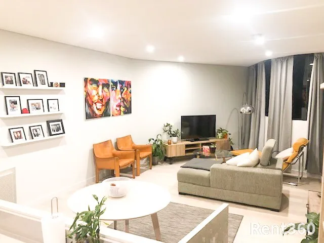 Spectacular Ultra-Modern Two Bedroom Living