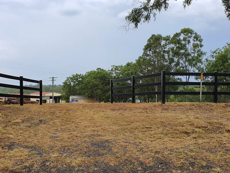 26 Acres only 6 minutes to the heart of Gympie