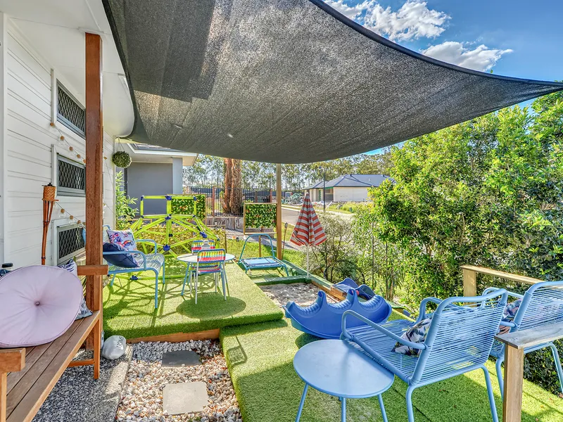 SOLAR POWERED FAMILY HOME