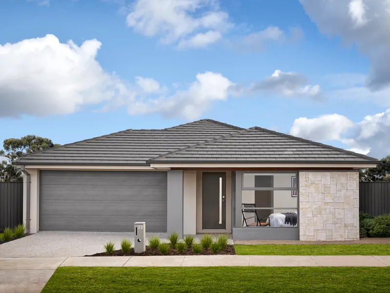 SUPERB HOME & LAND IN OUTSTANDING LOCATION!