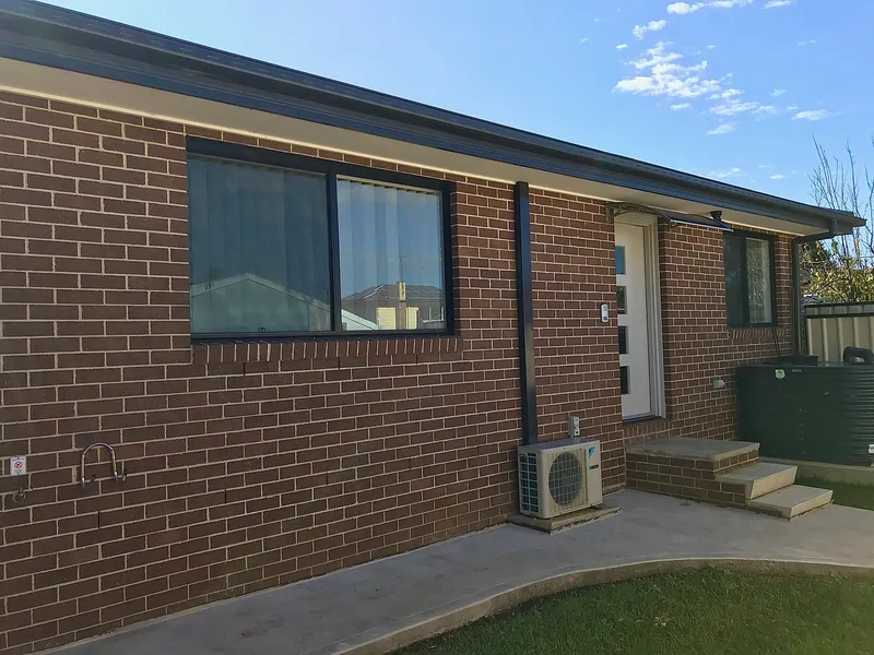 Stunning Near New 2 Bedroom Granny Flat 
