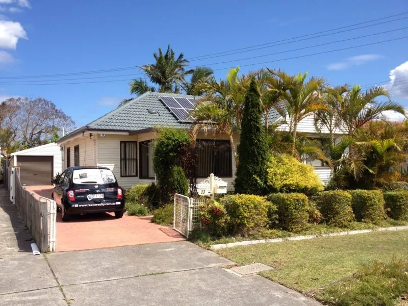 Quiet 4 Bedroom Student House