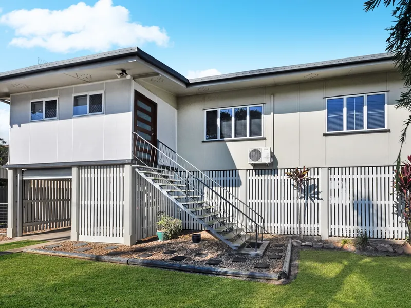 Outstanding location, Immaculate 3 bed home with shed.