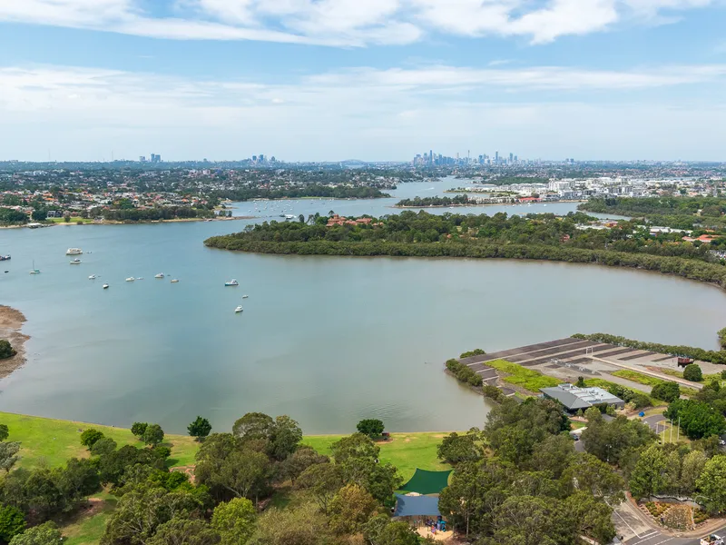 High Level 2 Bedroom With unbeatable City View