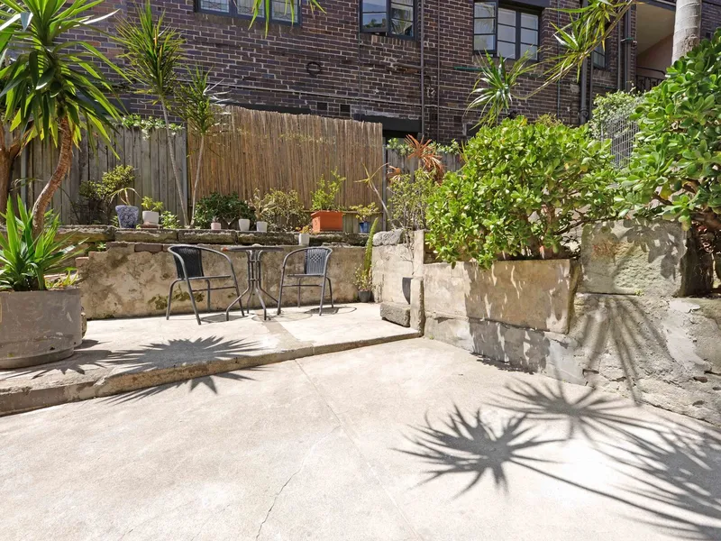 Charming Studio with own courtyard