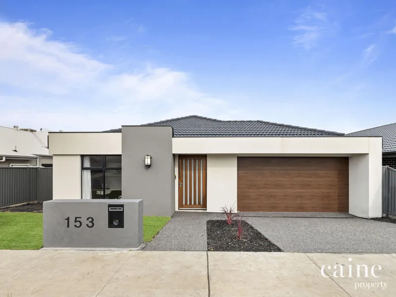Location, Luxury, Style, Space.