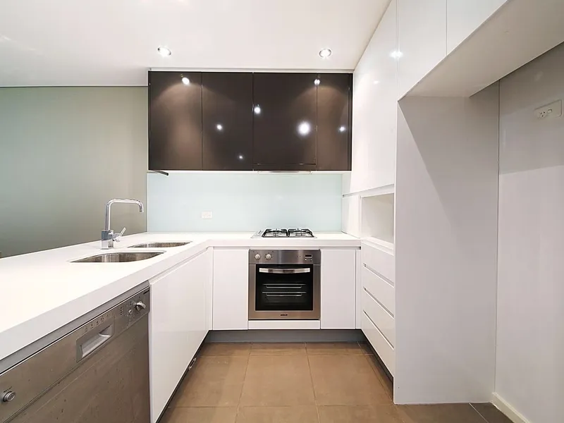 Spacious Two Bedrooms|Double Balconies| Furnished| Bills Included