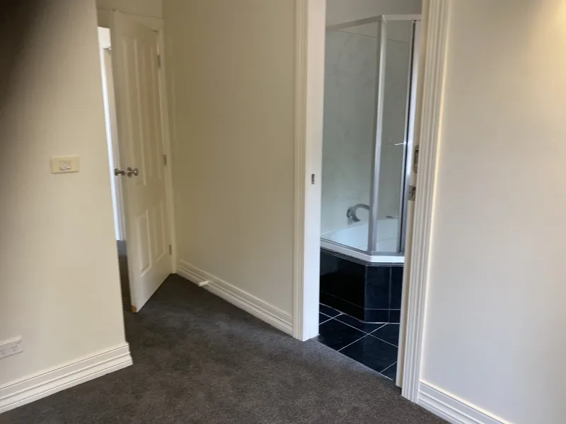 4BR Airconditioned Double story House Near Train !