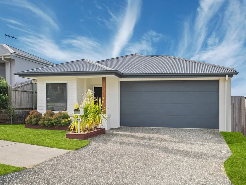 3 Bedroom PLUS Study!