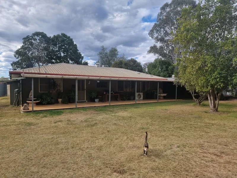 Attention all horse lovers. 4 bedroom home, 10 acres perfectly set up for horses.