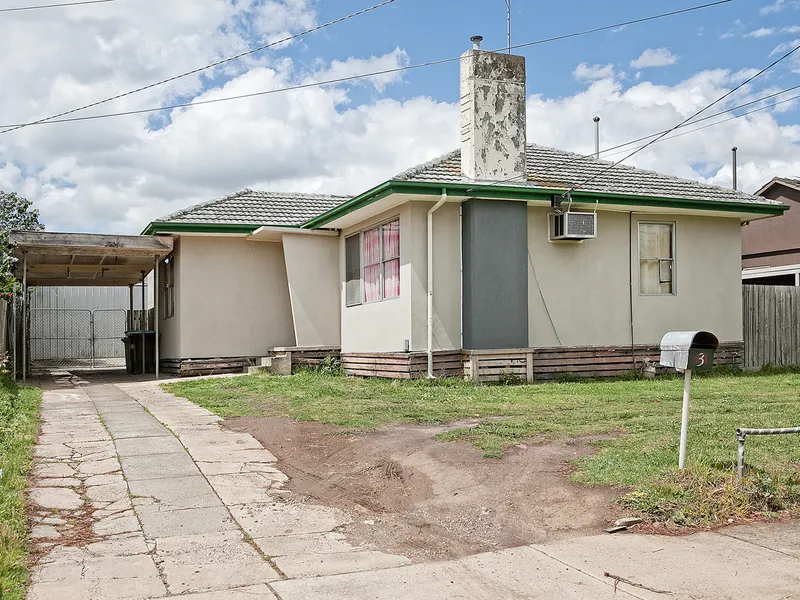 Fully Renovated Family Home With Potential to Subdivide (STCA)
