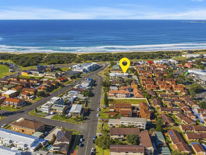 Low Maintenance Beach Side Living