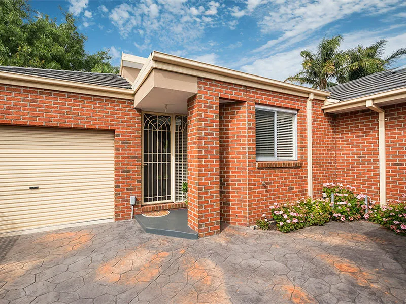 CHARMING AND TRANQUIL SETTING