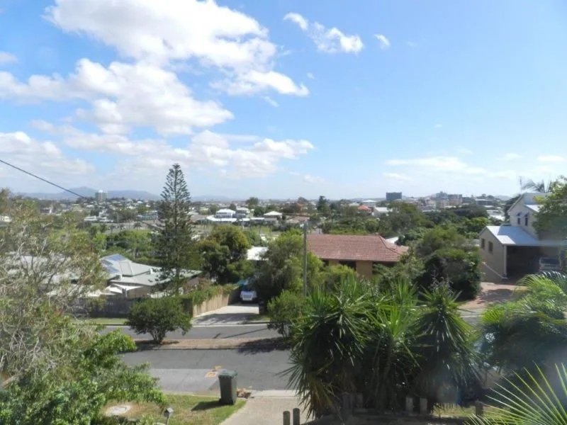 2 BEDROOM ALFRESCO LIVING WITH A SHED!