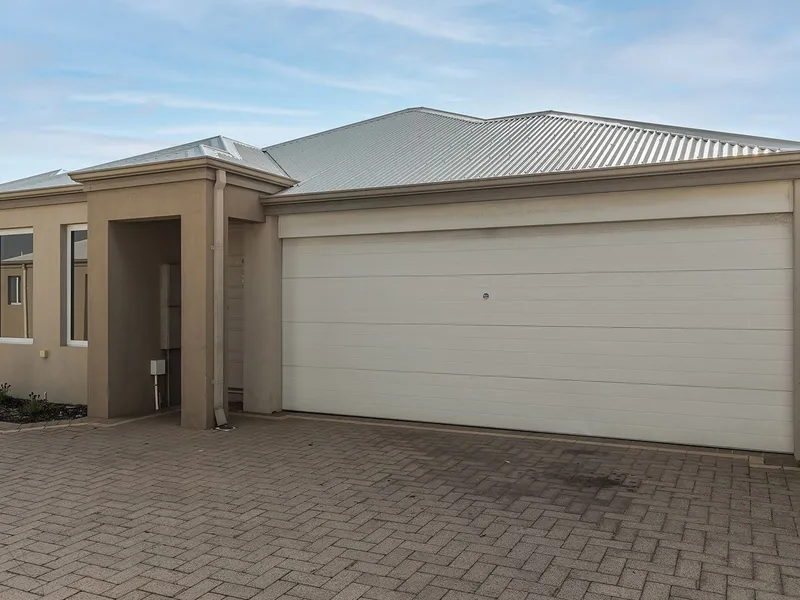 Lovely 3x2 In Baldivis