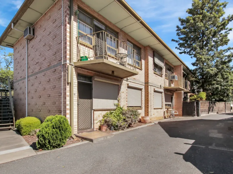 One Bedroom Unit Not Far From the CBD