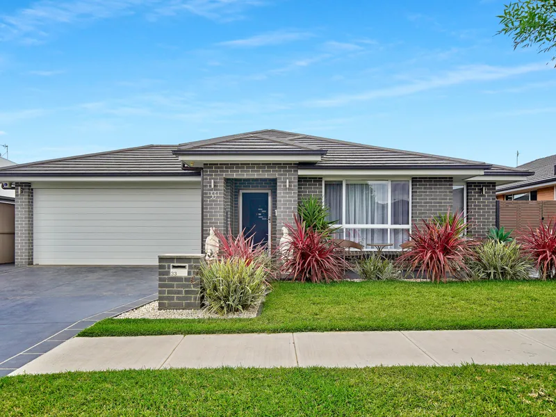 The Ultimate Family Entertainer!