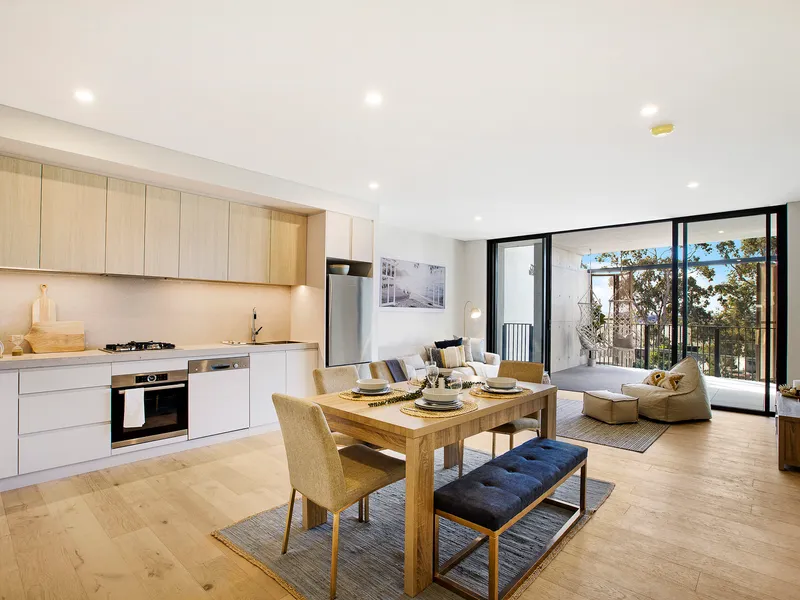 'THE HINKLER' - OVERSIZED LUXURY TWO BEDROOM APARTMENT