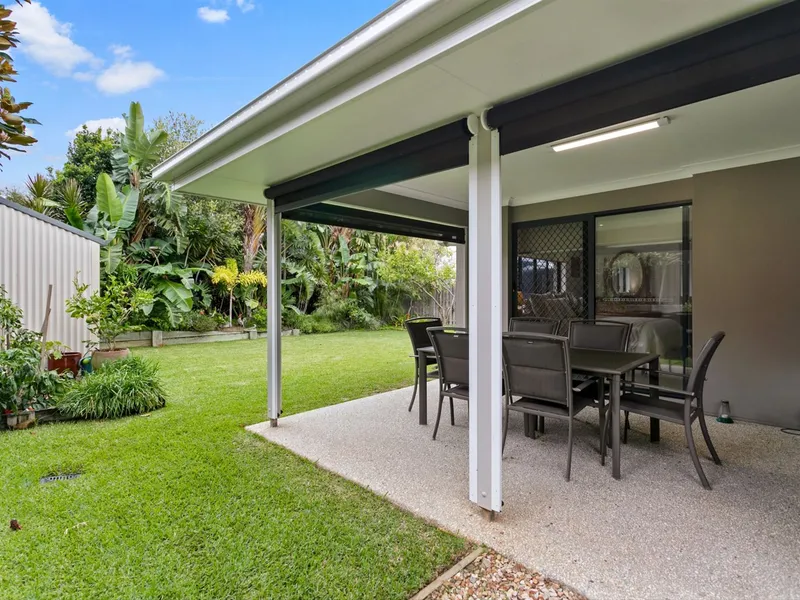 Meticulously Kept with Concrete Slab for Caravan