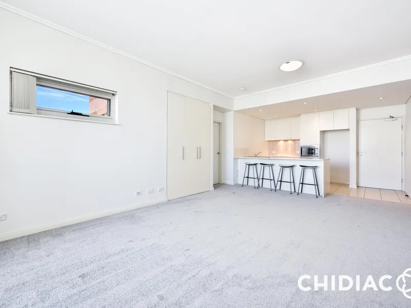 Freshly painted | Brand new carpets | Bright