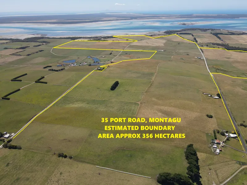 Substantial Coastal Holding - a rare opportunity